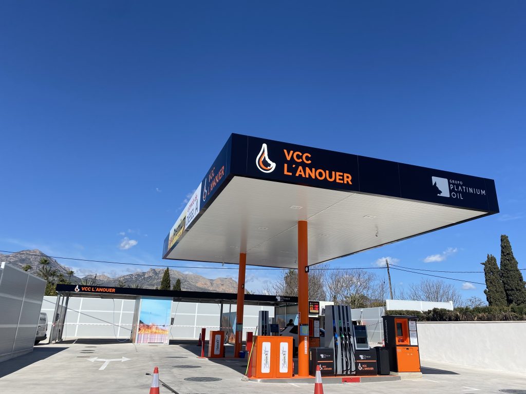 Platinium Oil sigue creciendo con la nueva estación de servicio L’Anouer