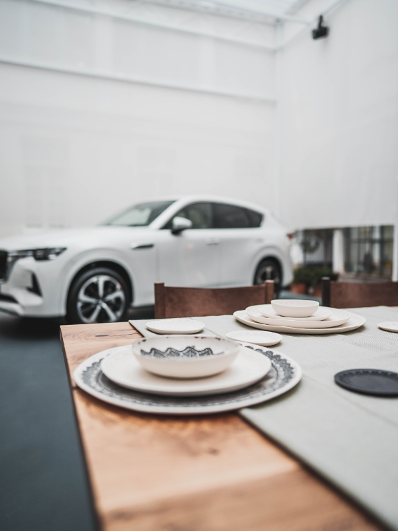 El CX-60 de Mazda debuta en la casa del futuro